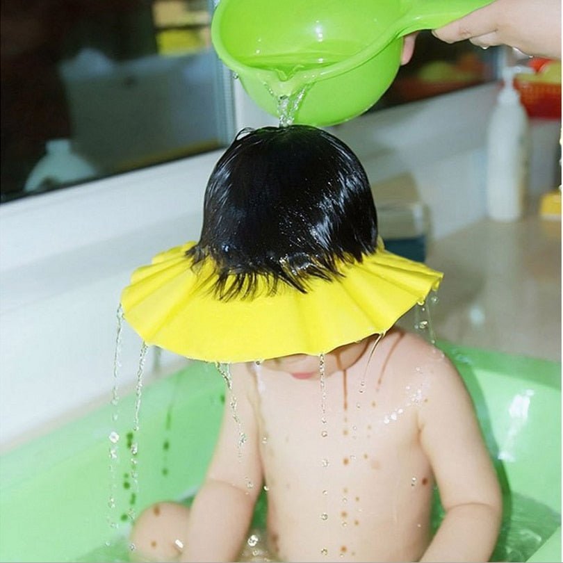 Visière chapeau pour douche bébé I ShampooCap™ - Merveille de Bébé